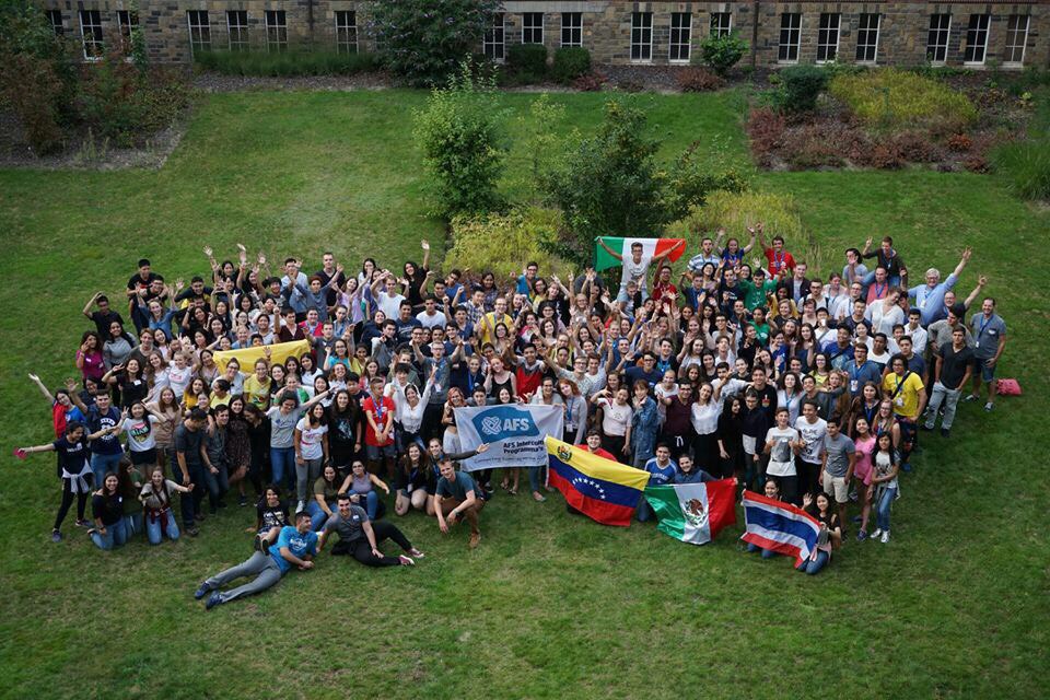 oportunitati-de-studiu-intercultura-romania